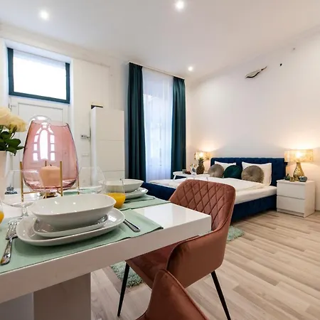 City Centre Deluxe בודפשט